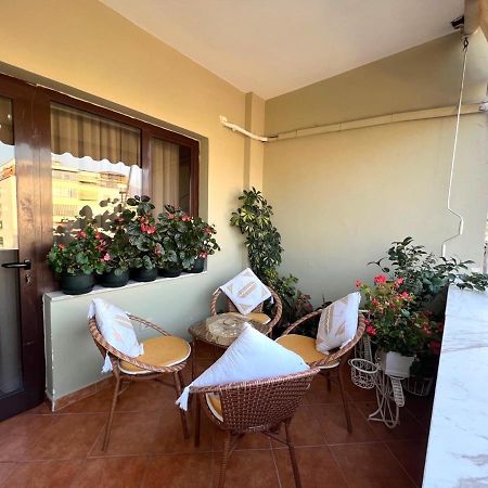 Spacious Family-Friendly Apartment In The Heart Of Bllok Tiranë Eksteriør bilde