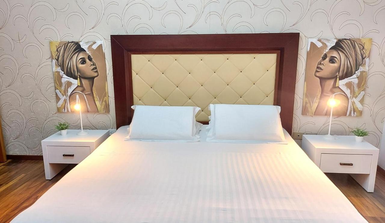 Spacious Family-Friendly Apartment In The Heart Of Bllok Tiranë Eksteriør bilde