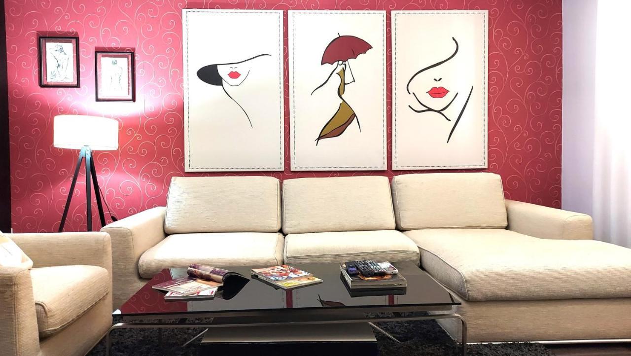 Spacious Family-Friendly Apartment In The Heart Of Bllok Tiranë Eksteriør bilde